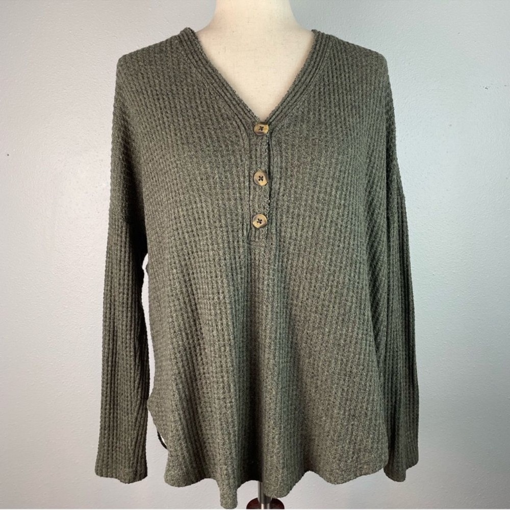 American Eagle Outfitters Soft & Sexy Plush Sweater